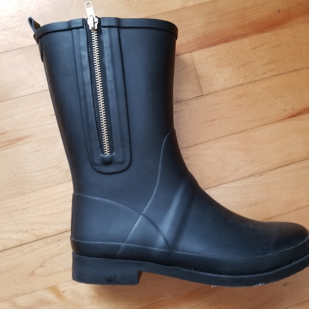 Rain boots